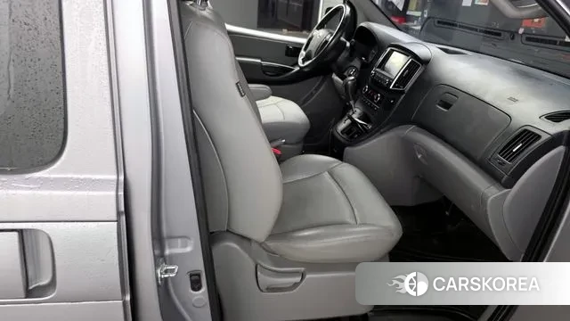 Hyundai The New Grand Starex 2021 Серебряный из Кореи, фото 3