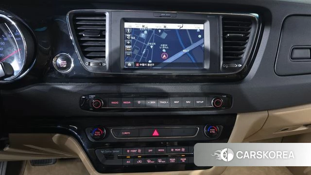 Kia The New Carnival 2019 Белый из Кореи, фото 3