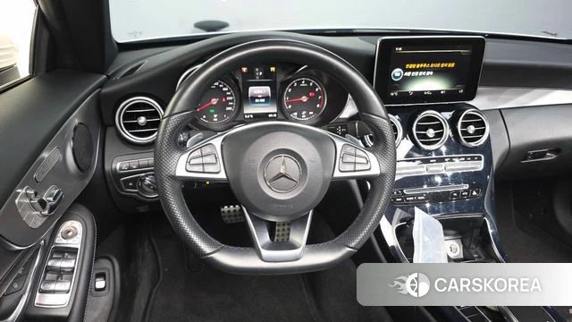 Mercedes-Benz C-Class W205 2018 Белый из Кореи, фото 3