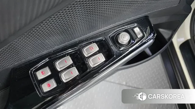 Ssangyong Tivoli Armor 2019 Белый из Кореи, фото 3