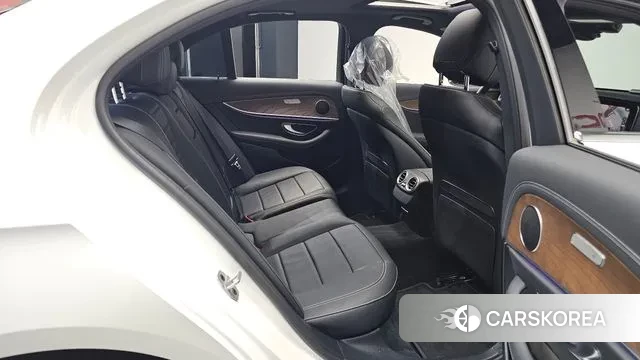 Mercedes-Benz E-Class W213 2020 Белый из Кореи, фото 3