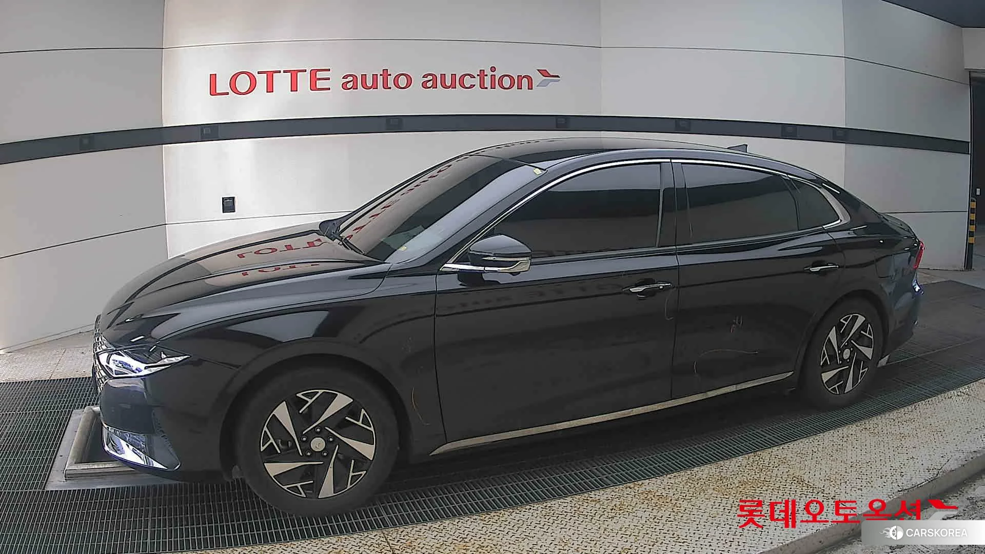 Hyundai Grandeur Hybrid 2023 Abyss Black Pearl из Кореи, фото 3