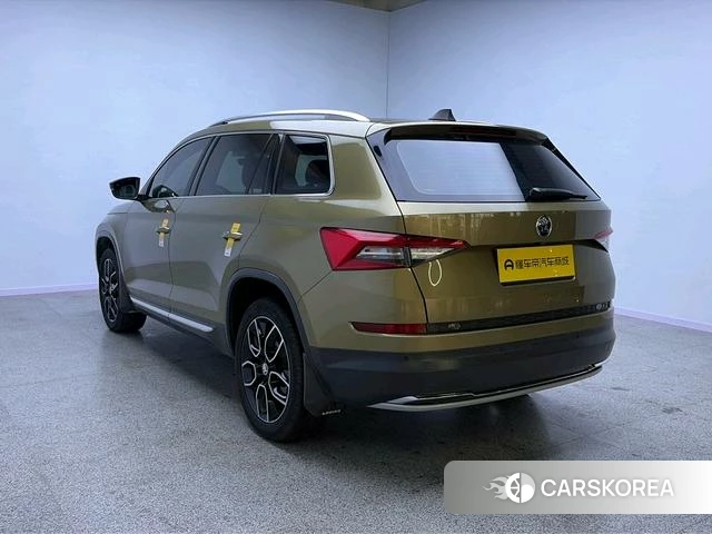 Skoda Kodiak 2018 Желтый из Китая, фото 3