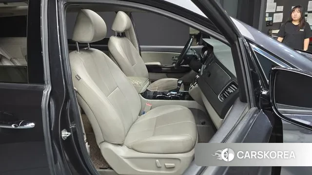 Kia The New Carnival 2018 Серый из Кореи, фото 3