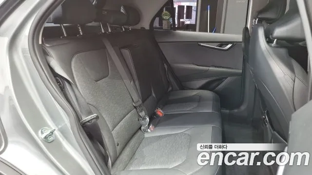 Kia Di Ol Nu Niro 2022 Серебряный из Кореи, фото 3