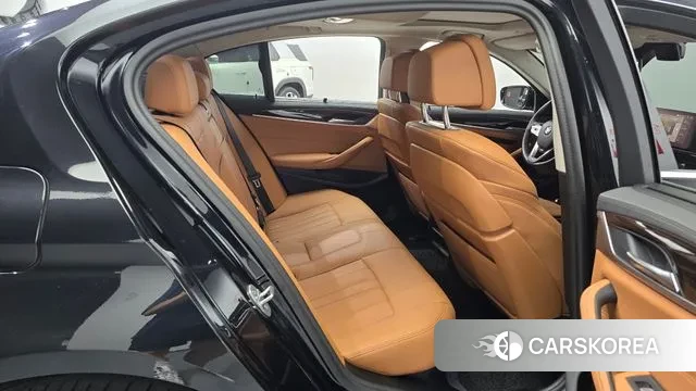 BMW 5 Series (G30) id 3011526 из Кореи 3