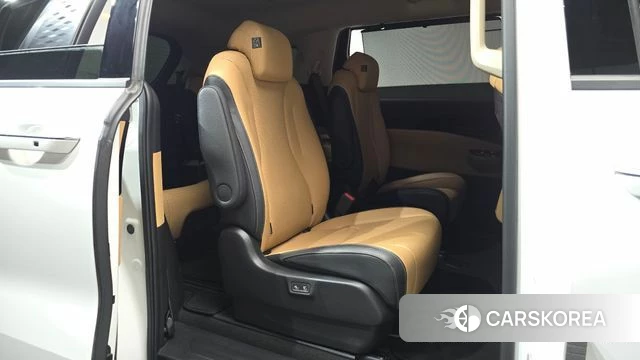 Kia Carnival 4th generation 2023 Белый из Кореи, фото 3