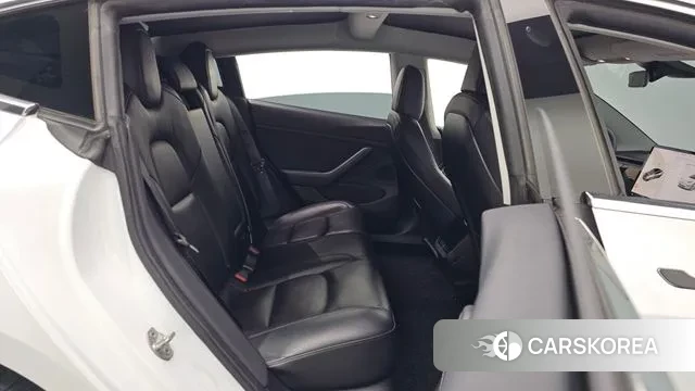 Tesla Model 3 2020 Белый из Кореи, фото 3