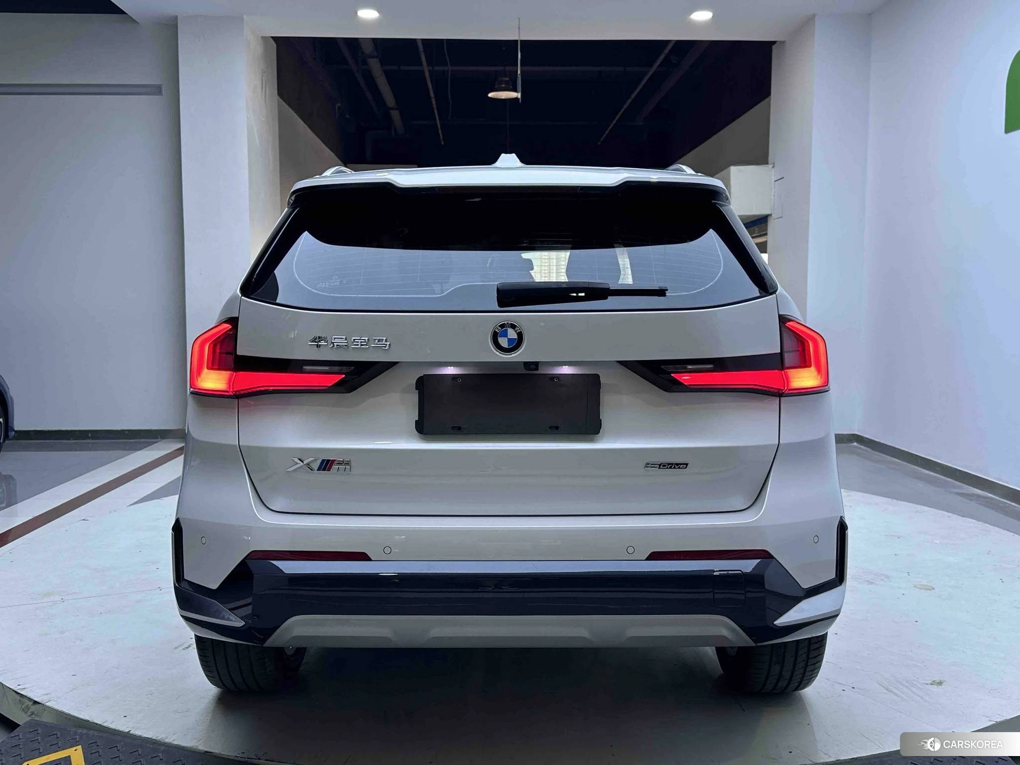 BMW X1 2023 Белый из Китая, фото 3