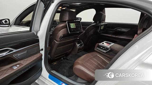 BMW 7 Series (G11) 2020 Белый из Кореи, фото 3