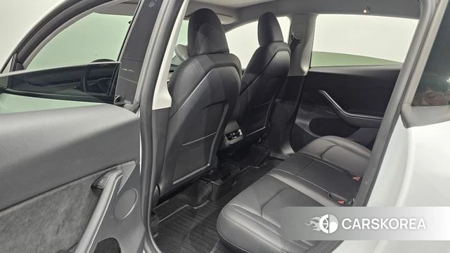 Tesla Model Y 2024 Белый из Кореи, фото 3