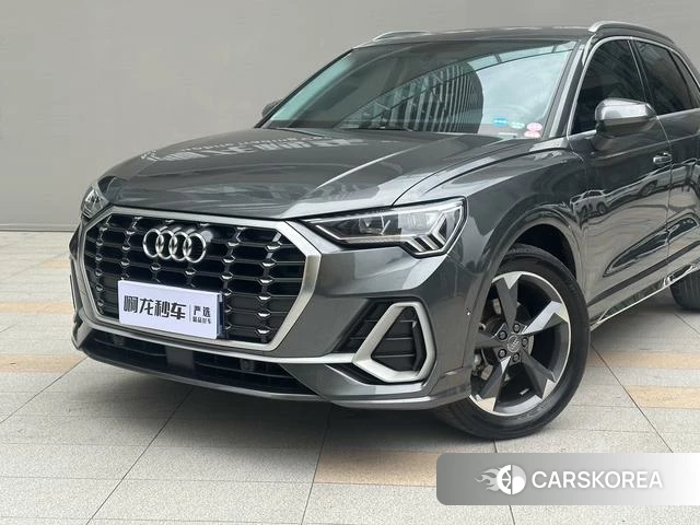 Audi Q3 2021 Серебристо-серый из Китая, фото 3