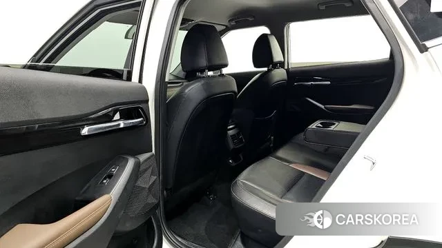 Kia Seltos 2022 Белый из Кореи, фото 3