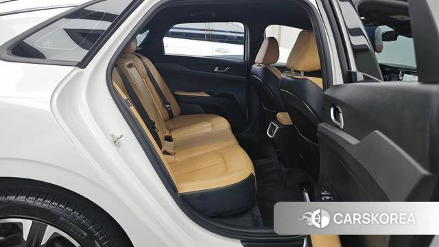 Kia K5 3rd generation 2023 Белый из Кореи, фото 3