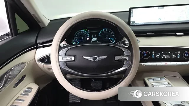 Genesis GV70 2023 Белый из Кореи, фото 3