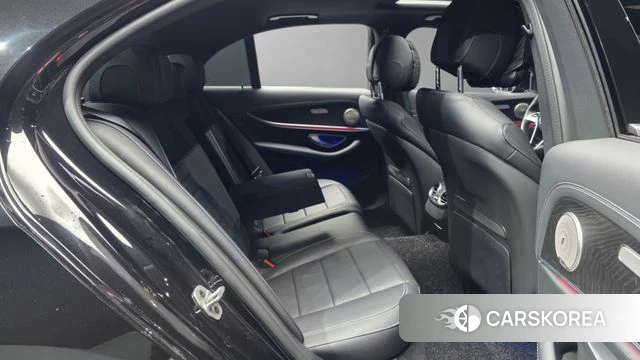 Mercedes-Benz E-Class W213 2022 Черный из Кореи, фото 3