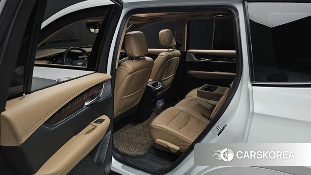 Cadillac XT6 2023 Белый из Кореи, фото 3