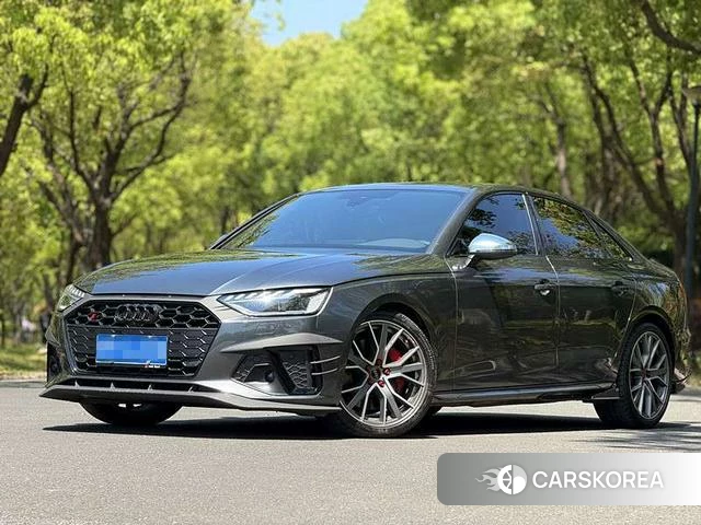 Audi S4 2022 Темно-серый из Китая, фото 3