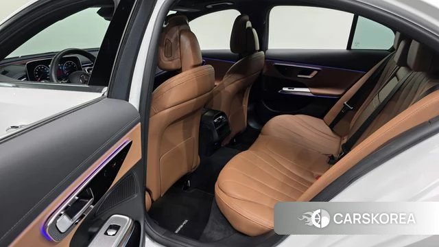 Mercedes-Benz E-Class W214 2026 Белый из Кореи, фото 3