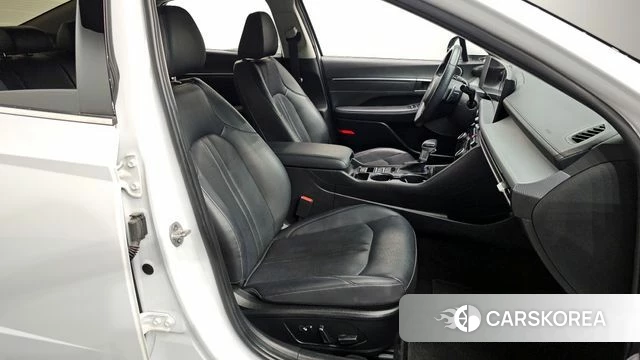 Hyundai Sonata D Edge (DN8) 2023 Белый из Кореи, фото 3