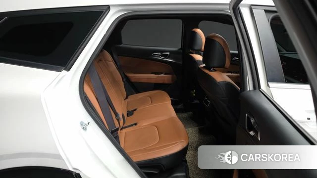 Kia Sportage 5th Generation 2024 Белый из Кореи, фото 3