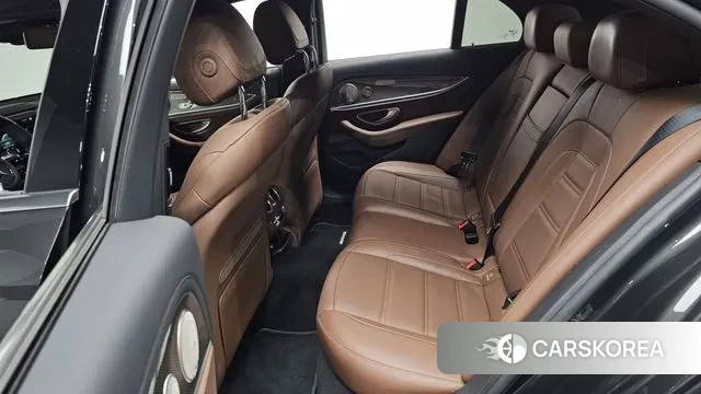 Mercedes-Benz E-Class W213 2021 Черный из Кореи, фото 3