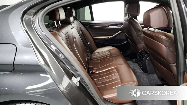 BMW 5 Series (G30) 2020 Серый из Кореи, фото 3