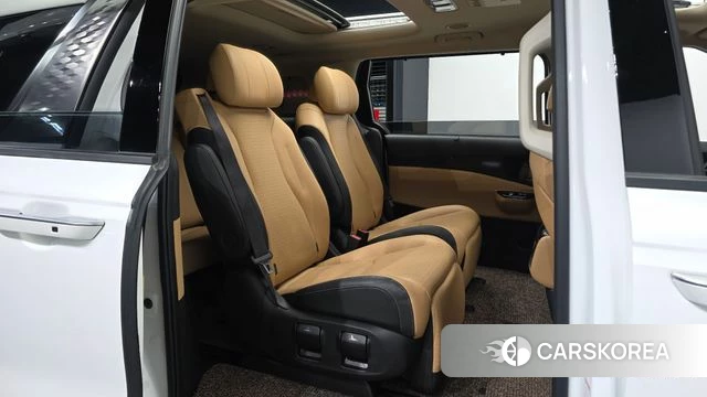 Kia Carnival 4th generation 2022 Белый из Кореи, фото 3