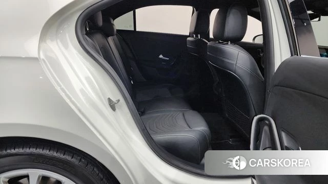 Mercedes-Benz A-Class W177 2020 Белый из Кореи, фото 3