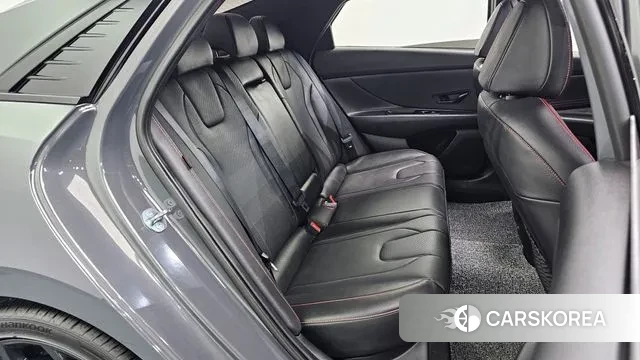 Hyundai The New Avante (CN7) 2024 Серый из Кореи, фото 3