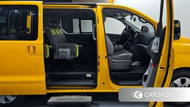 Hyundai The New Grand Starex 2021 Желтый из Кореи, фото 3