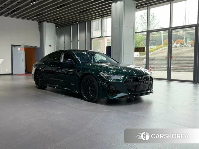 Audi A7 2021 Зеленый из Китая, фото 3