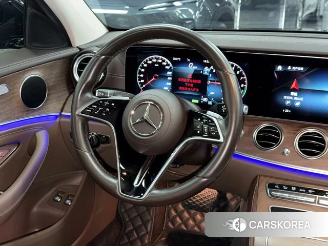 Mercedes-Benz E-class PHEV 2022 Черный из Китая, фото 3