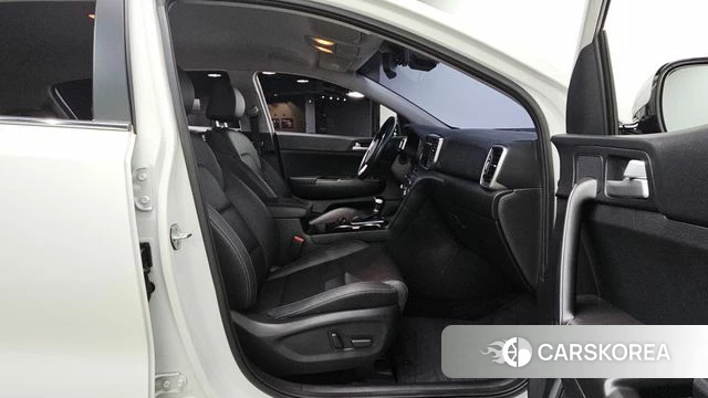 Kia Sportage The Bold 2019 Белый из Кореи, фото 3