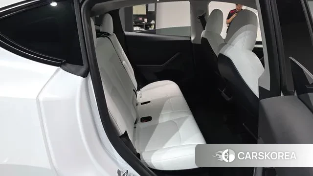 Tesla Model Y 2024 Белый из Кореи, фото 3