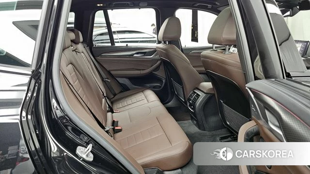 BMW X3 (G01) 2023 Черный из Кореи, фото 3