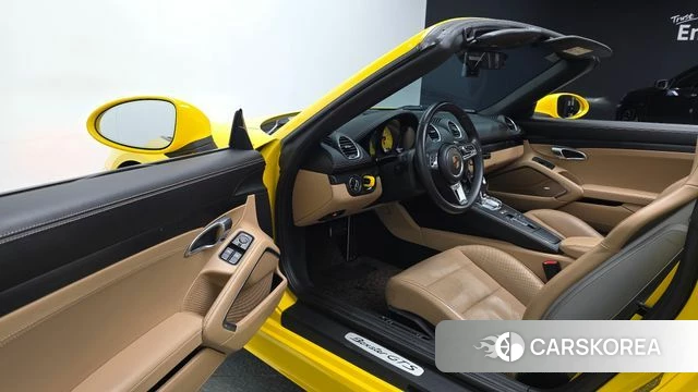 Porsche 718 Boxster 2021 Желтый из Кореи, фото 3