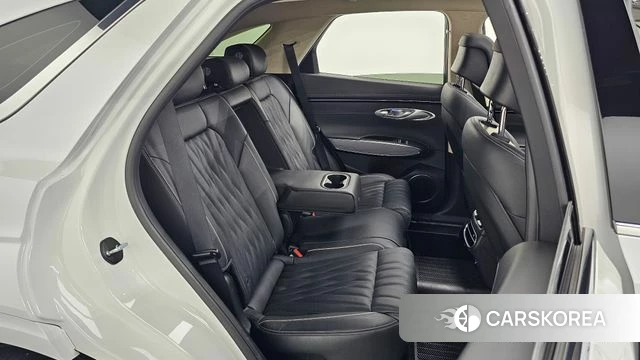 Genesis GV70 2023 Белый из Кореи, фото 3