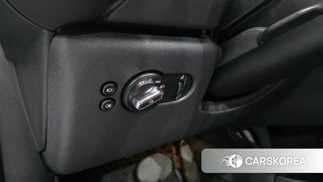Mini Cooper D 2018 Серебристо-серый из Кореи, фото 3