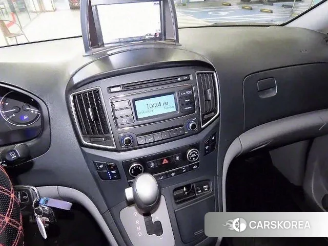 Hyundai The New Grand Starex 2018 Серебристо-серый из Кореи, фото 3