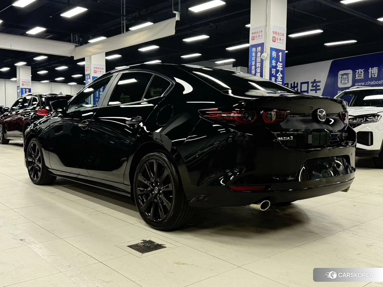 Mazda 3 2022 Черный из Китая, фото 3