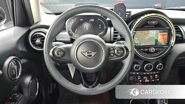 Mini Cooper 2021 Серебристо-серый из Кореи, фото 3