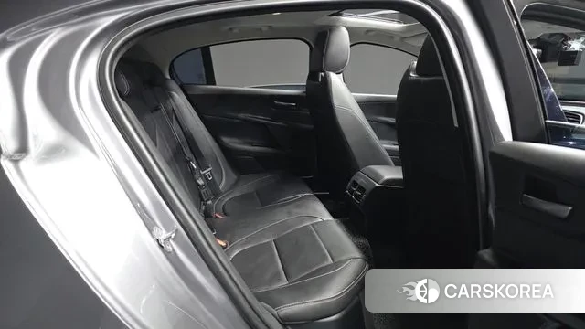 Jaguar XE 2019 Серый из Кореи, фото 3