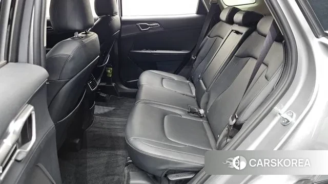 Kia Sportage 5th Generation 2021 Серебристо-серый из Кореи, фото 3