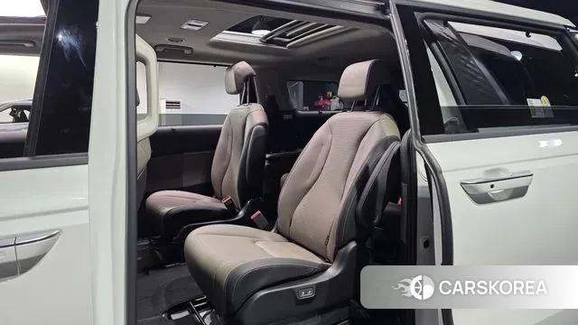 Kia The New Carnival 4th Generation 2025 Белый из Кореи, фото 3