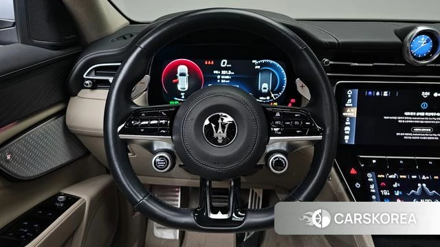 Maserati Grecale 2023 Серебристо-серый из Кореи, фото 3
