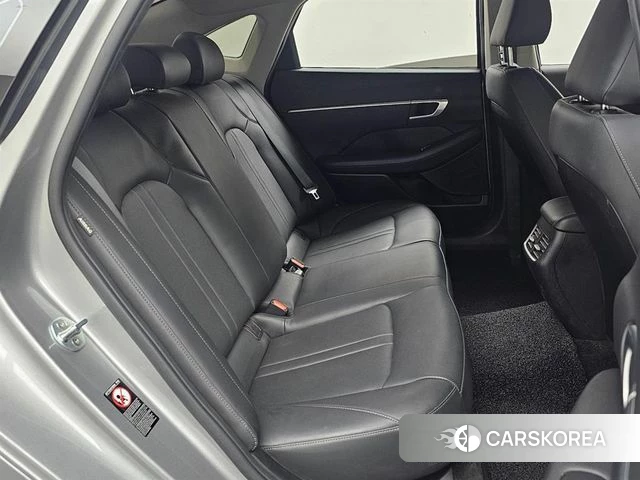 Hyundai Sonata (DN8) 2020 Серебряный из Кореи, фото 3