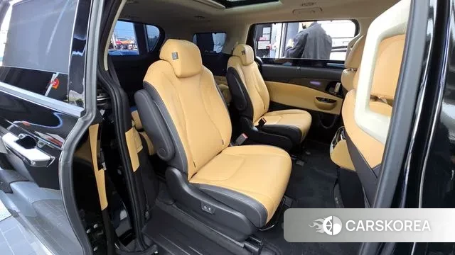 Kia Carnival 4th generation 2023 Черный из Кореи, фото 3