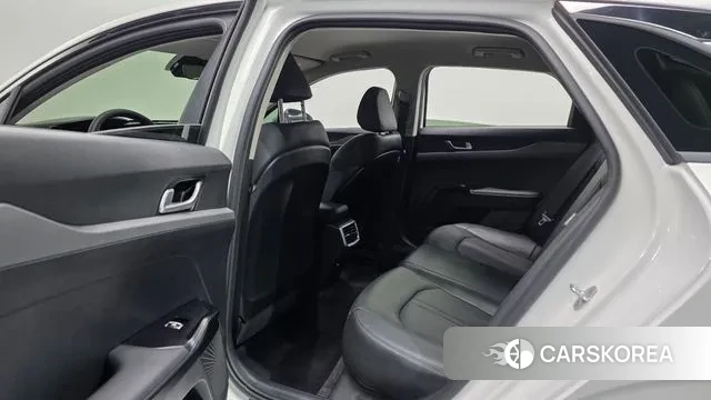 Kia K5 3rd generation 2021 Белый из Кореи, фото 3