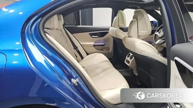 Mercedes-Benz C-Class W206 2023 Синий из Кореи, фото 3